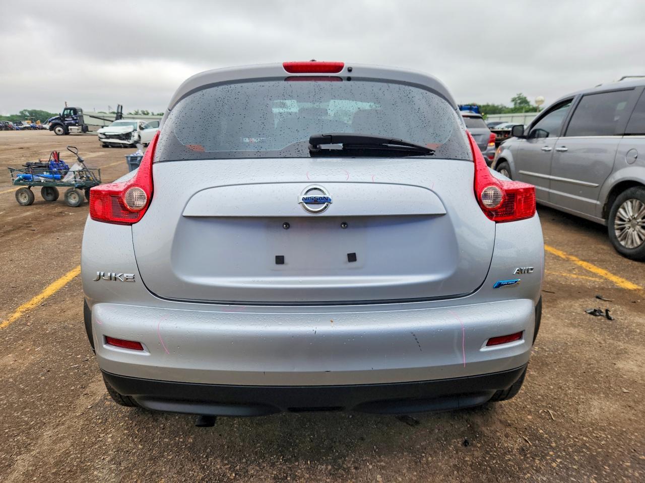 Nissan JUKE S
