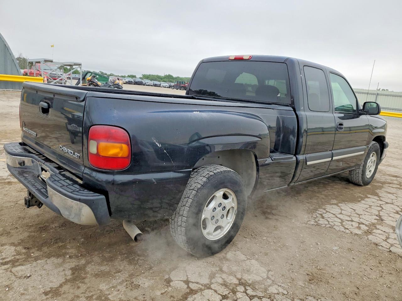 Chevrolet Silverado C1500
