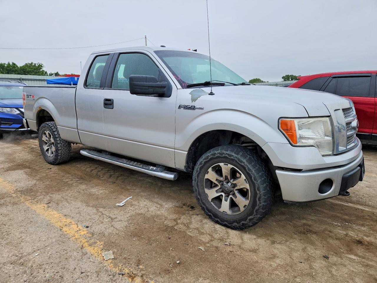 Ford F-150 Super Cab