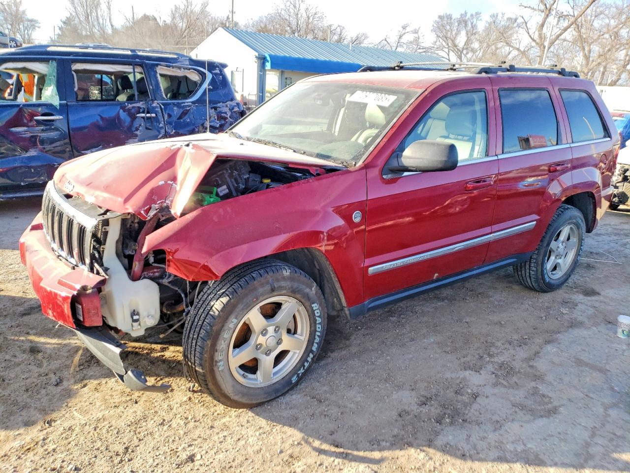 Salvage Jeep Grand Cherokee Image