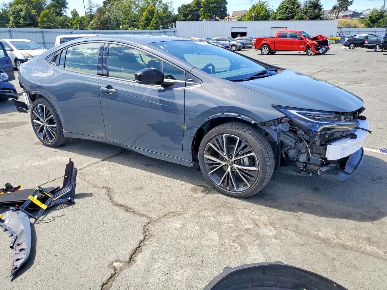 Toyota Prius Xle