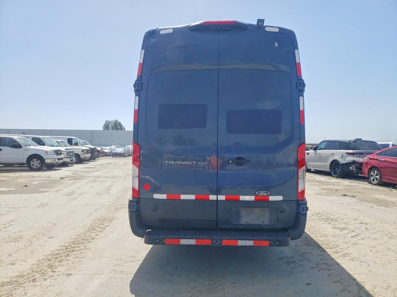 Ford Transit T-250