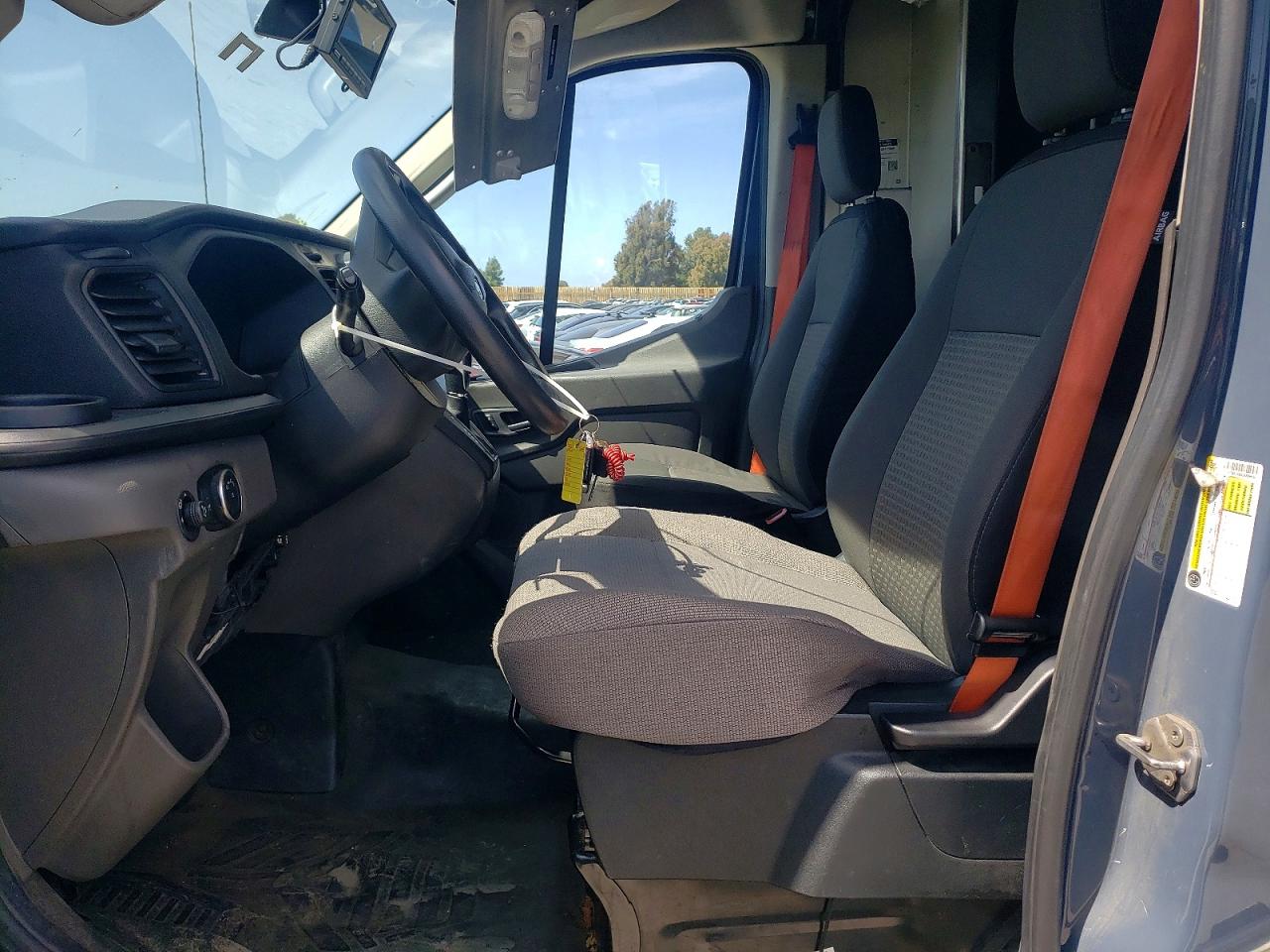 Ford Transit T-250
