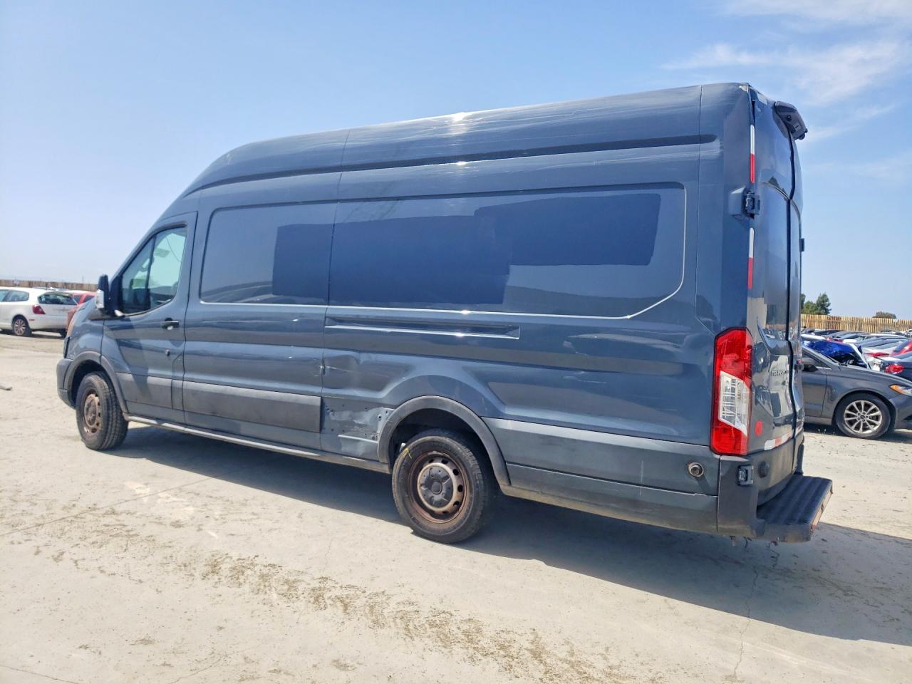 Ford Transit T-250