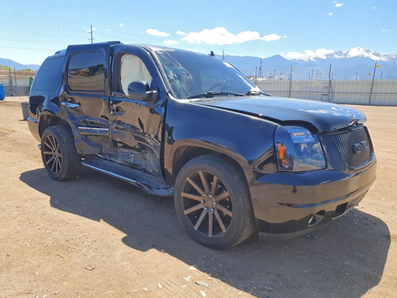 GMC Yukon Denali
