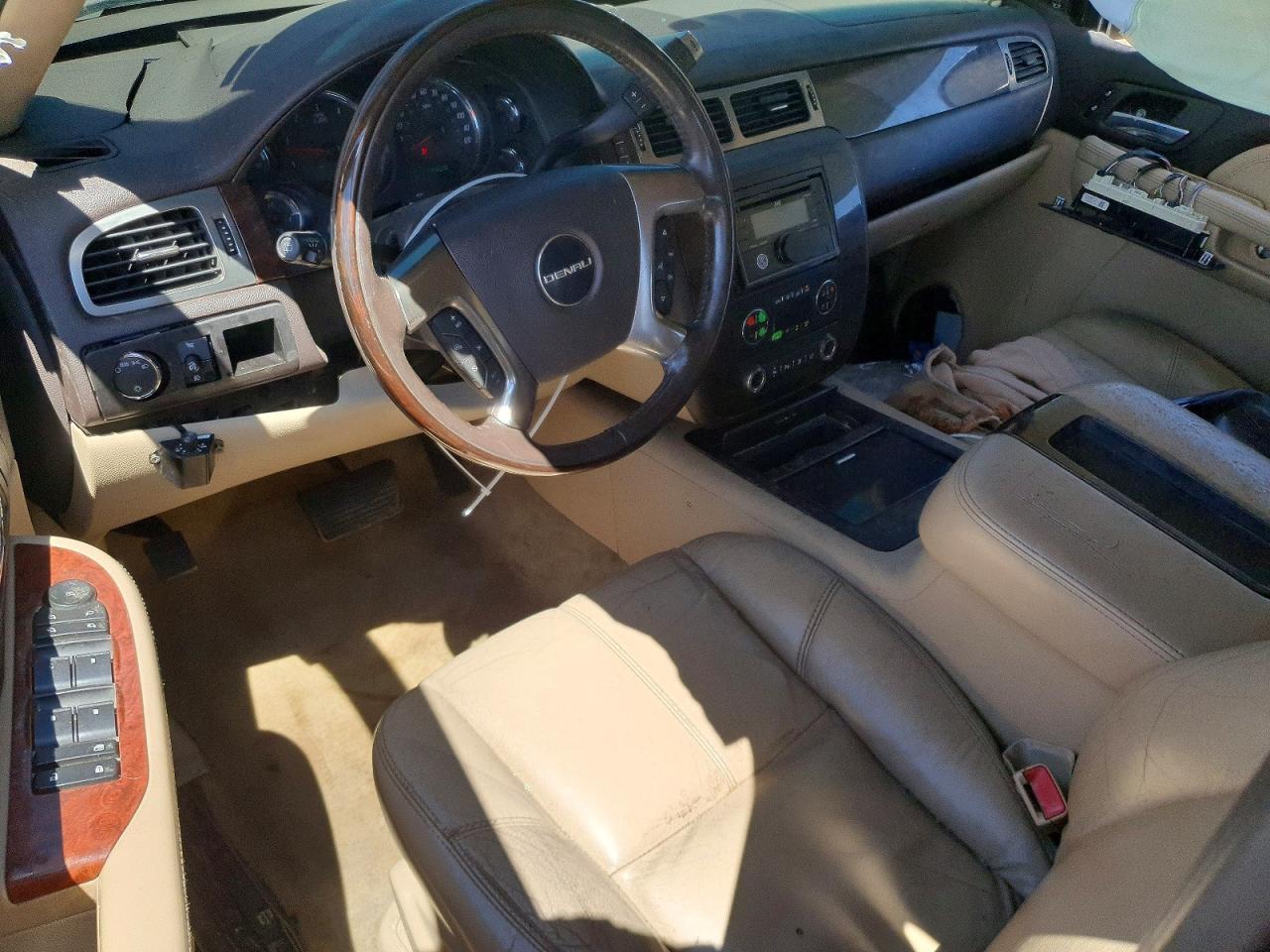 GMC Yukon Denali
