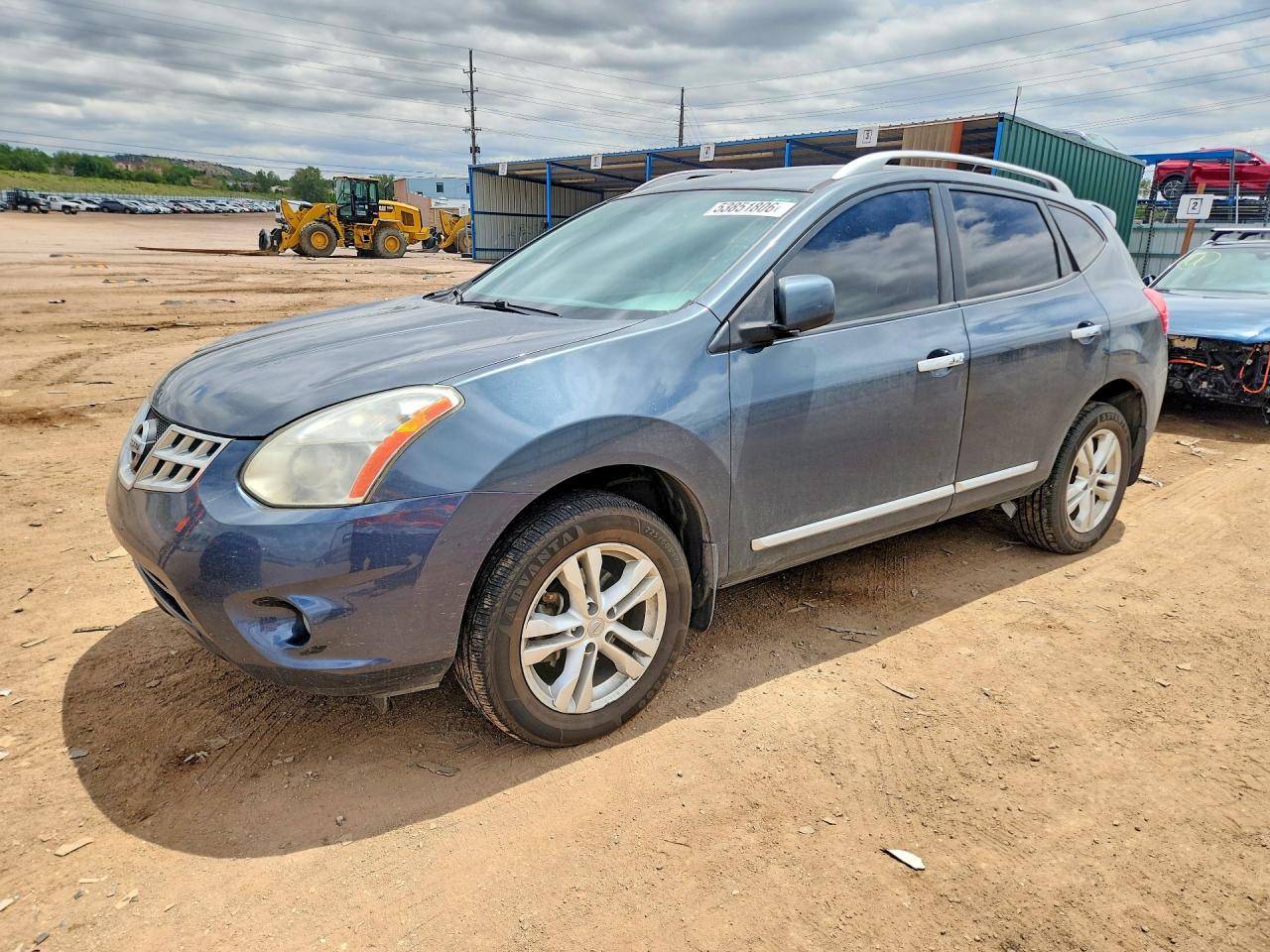 Salvage Nissan Rogue Image