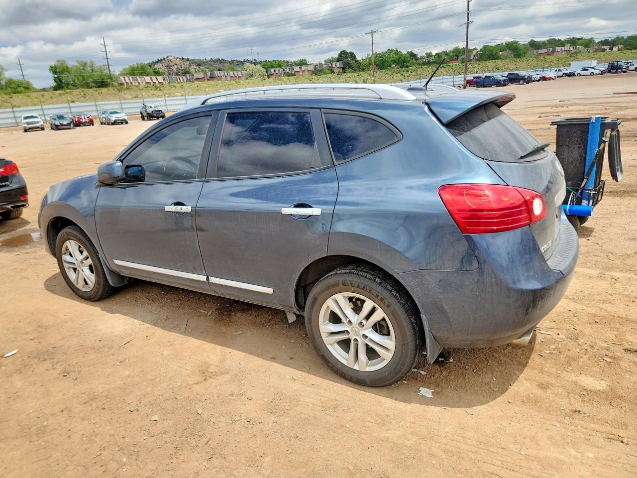 Nissan Rogue S