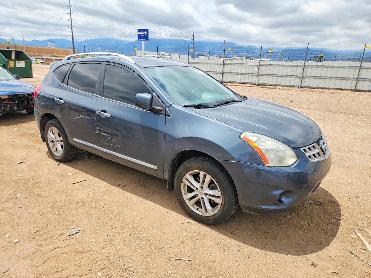 Nissan Rogue S