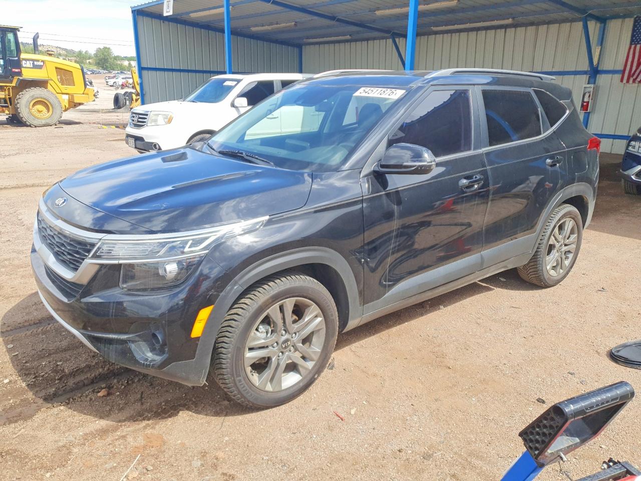 Salvage Kia Seltos Image