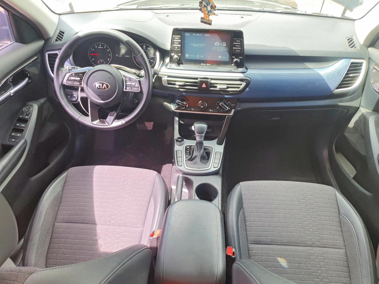 Kia Seltos S