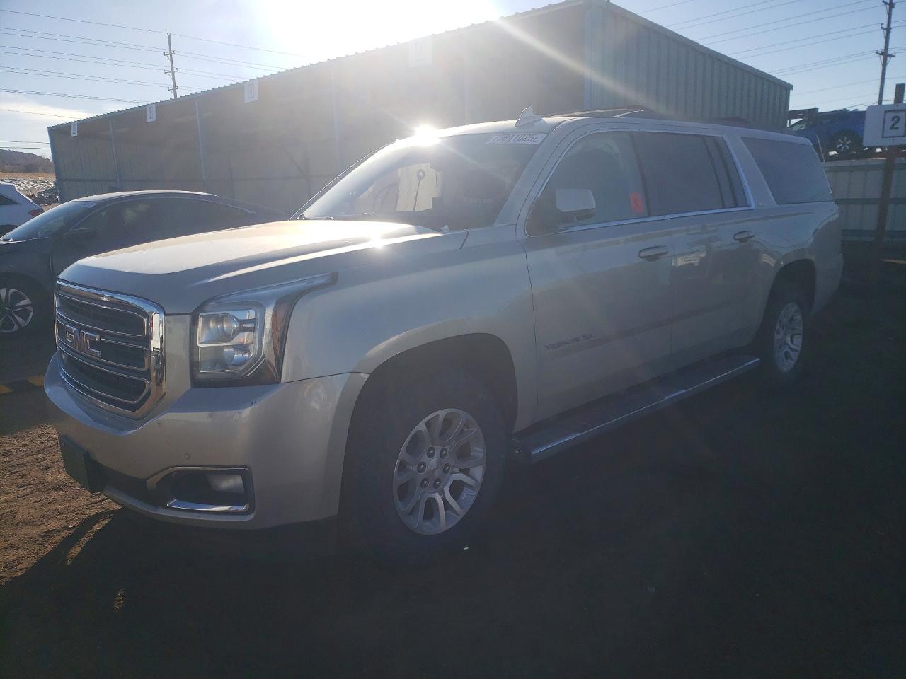 Salvage GMC Yukon Image