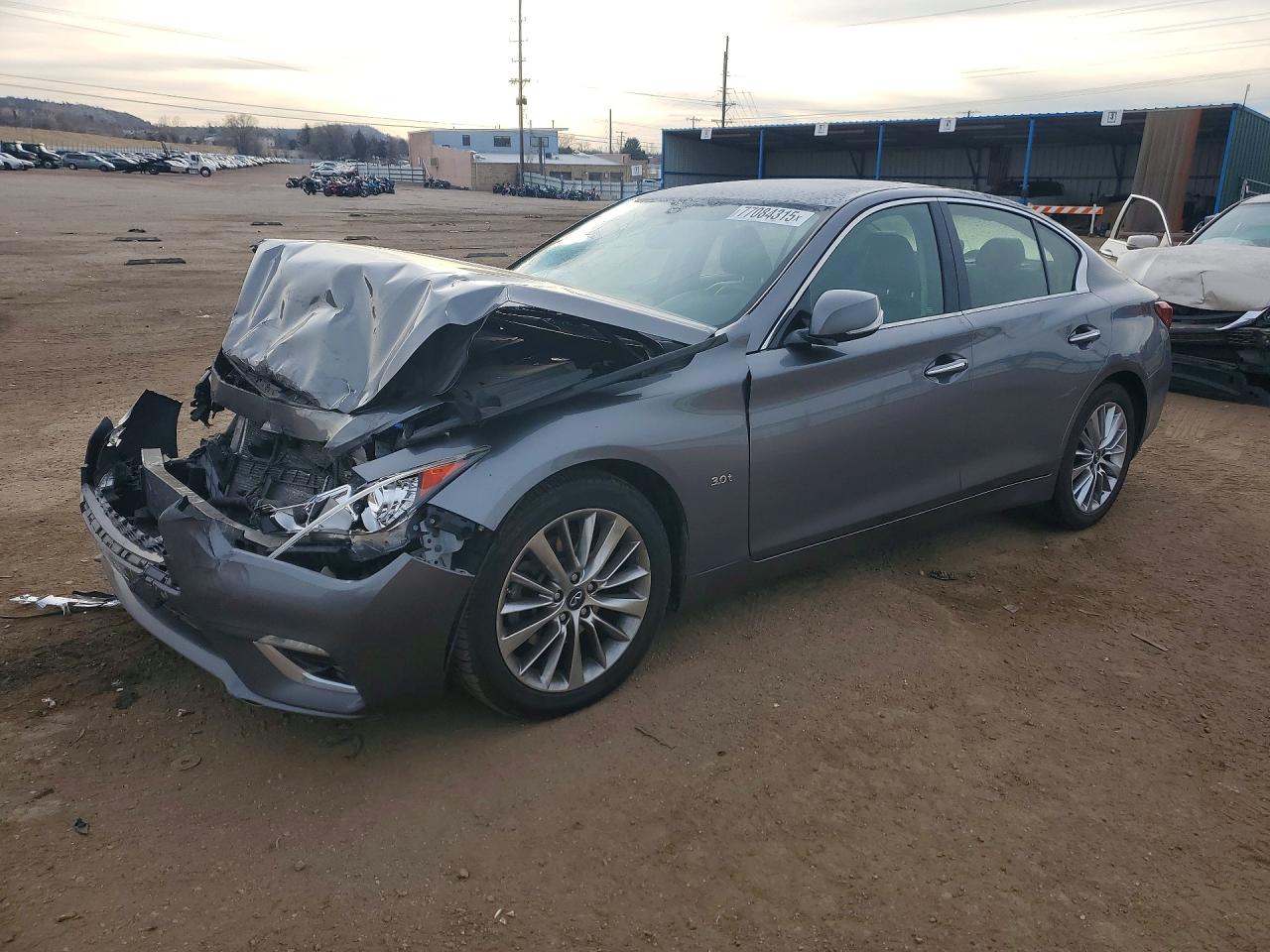 Salvage INFINITI Q50 Image