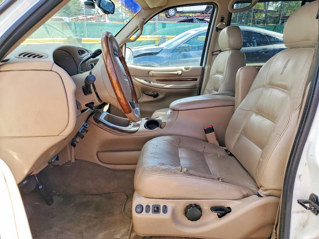 Lincoln Navigator
