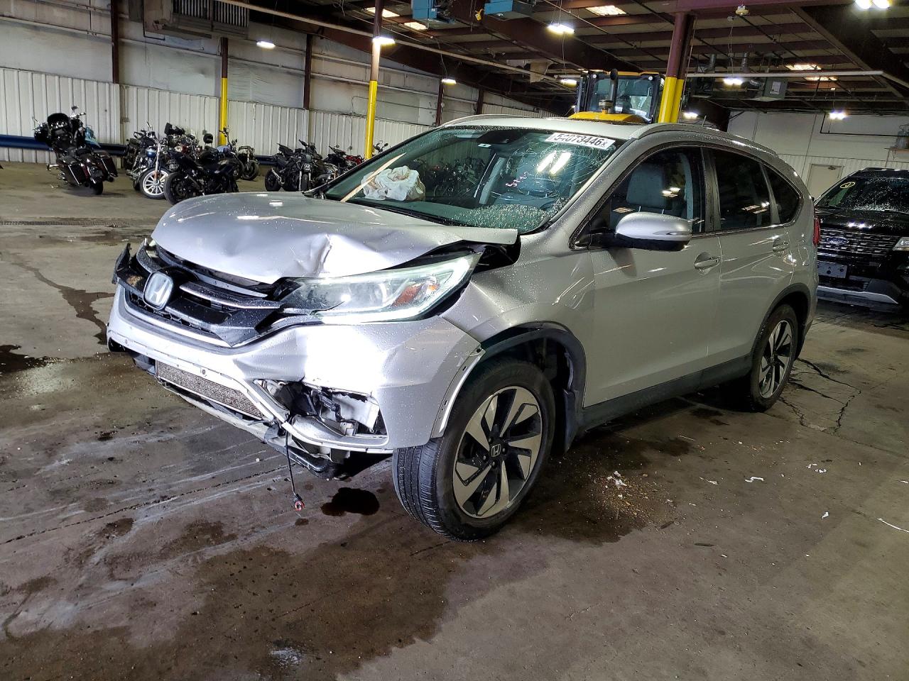 Salvage Honda Crv Image