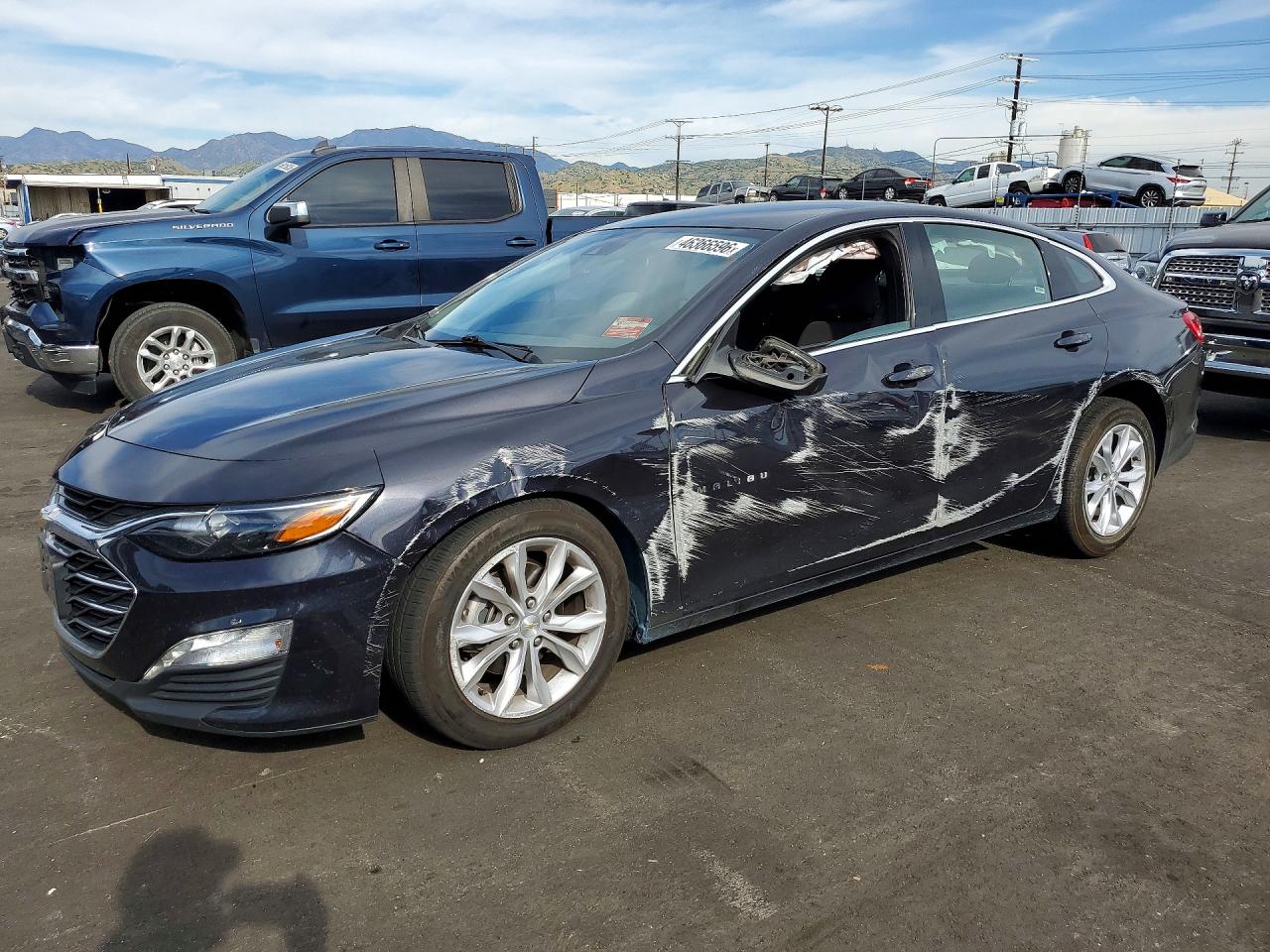 Salvage Chevrolet Malibu Image
