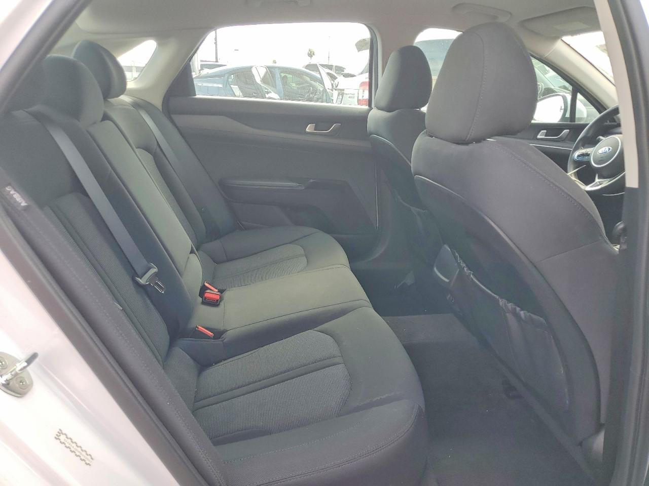 Kia K5 Lxs