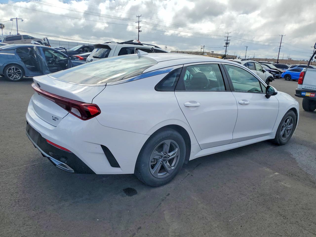 Kia K5 Lxs