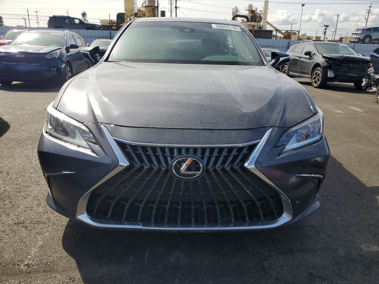 Lexus Es Base