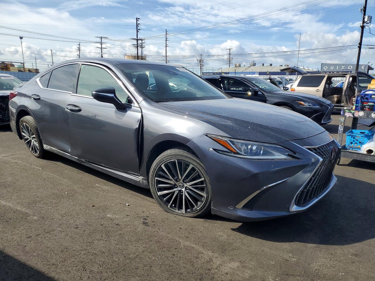 Lexus Es Base