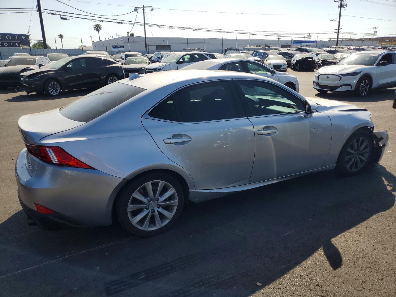 Lexus Is 200t