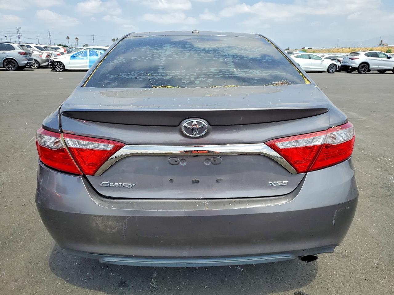 Toyota Camry Xse