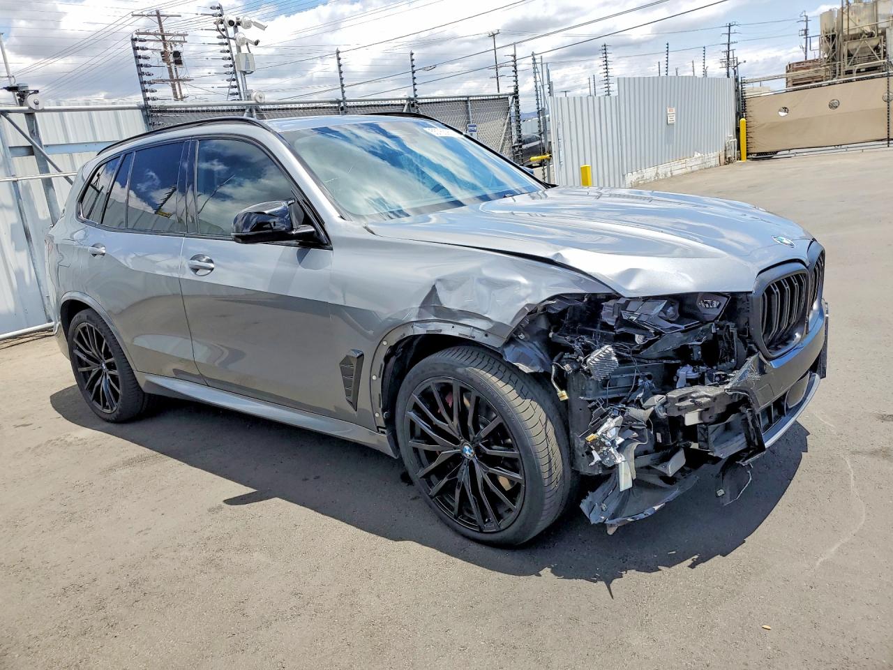 BMW X Series M60i