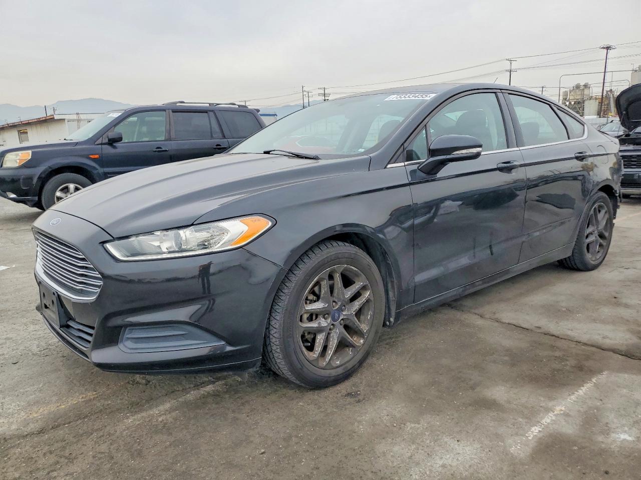 Salvage Ford Fusion Image