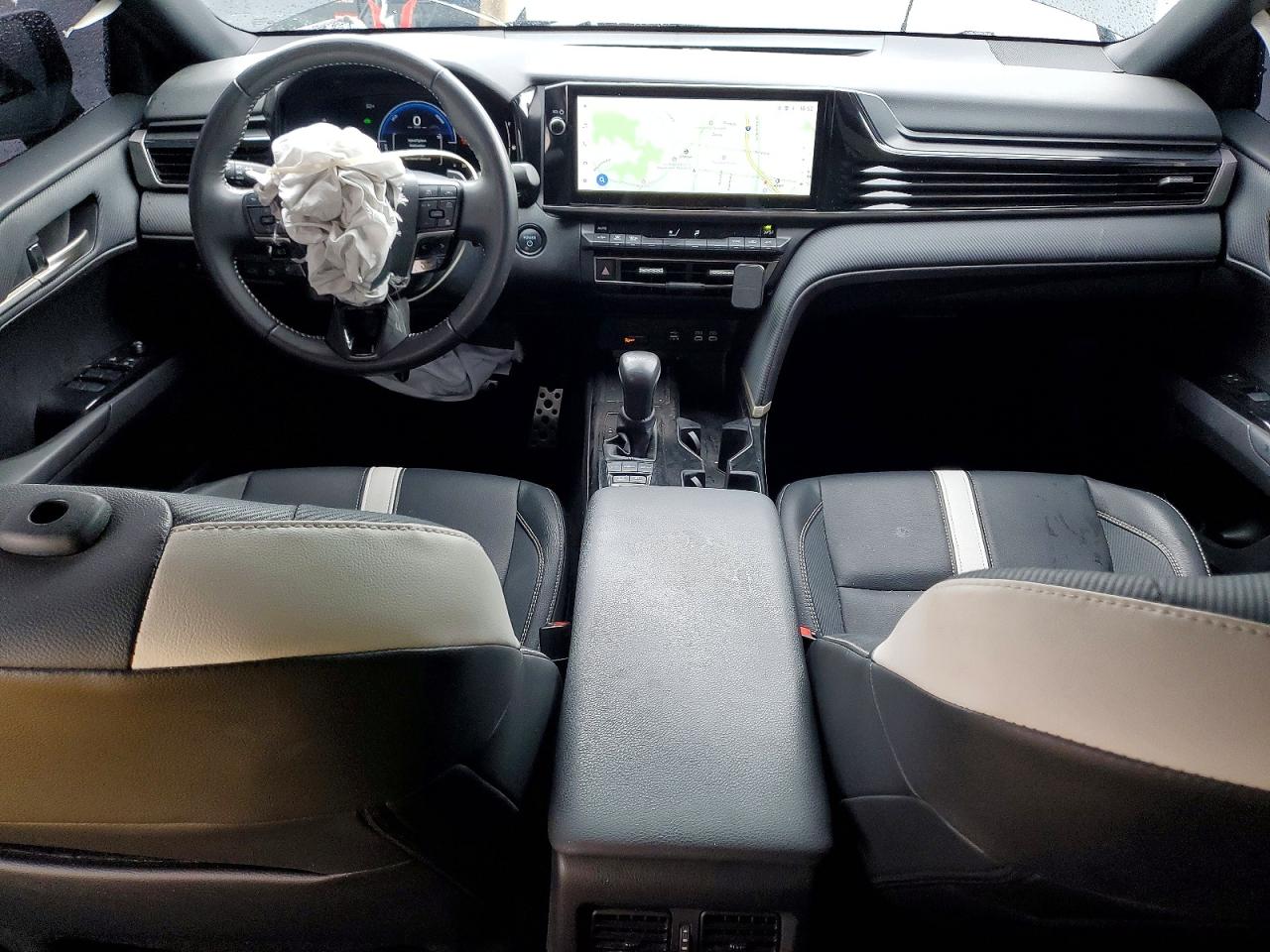Toyota Camry Xse