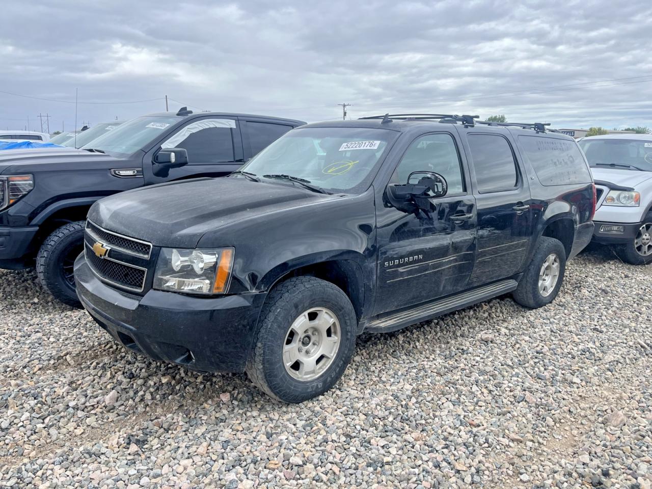 Salvage Chevrolet Suburban Image
