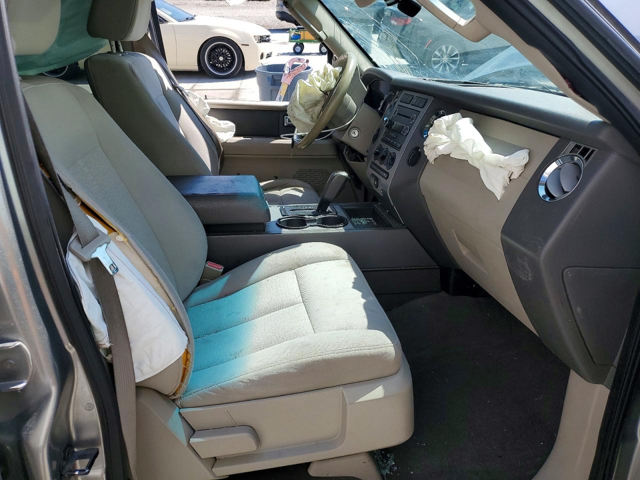 Ford Expedition Xlt
