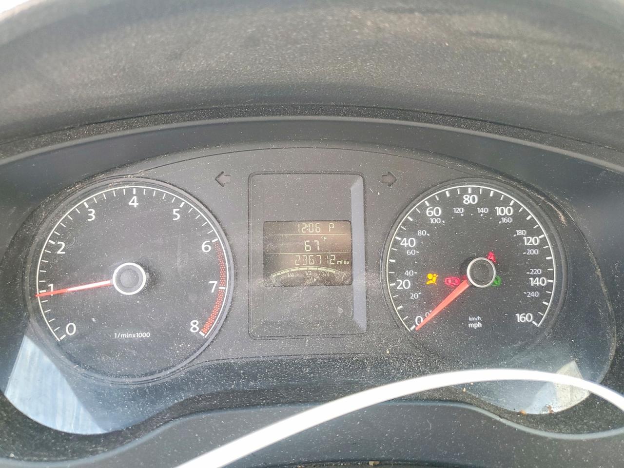 Volkswagen Jetta Base