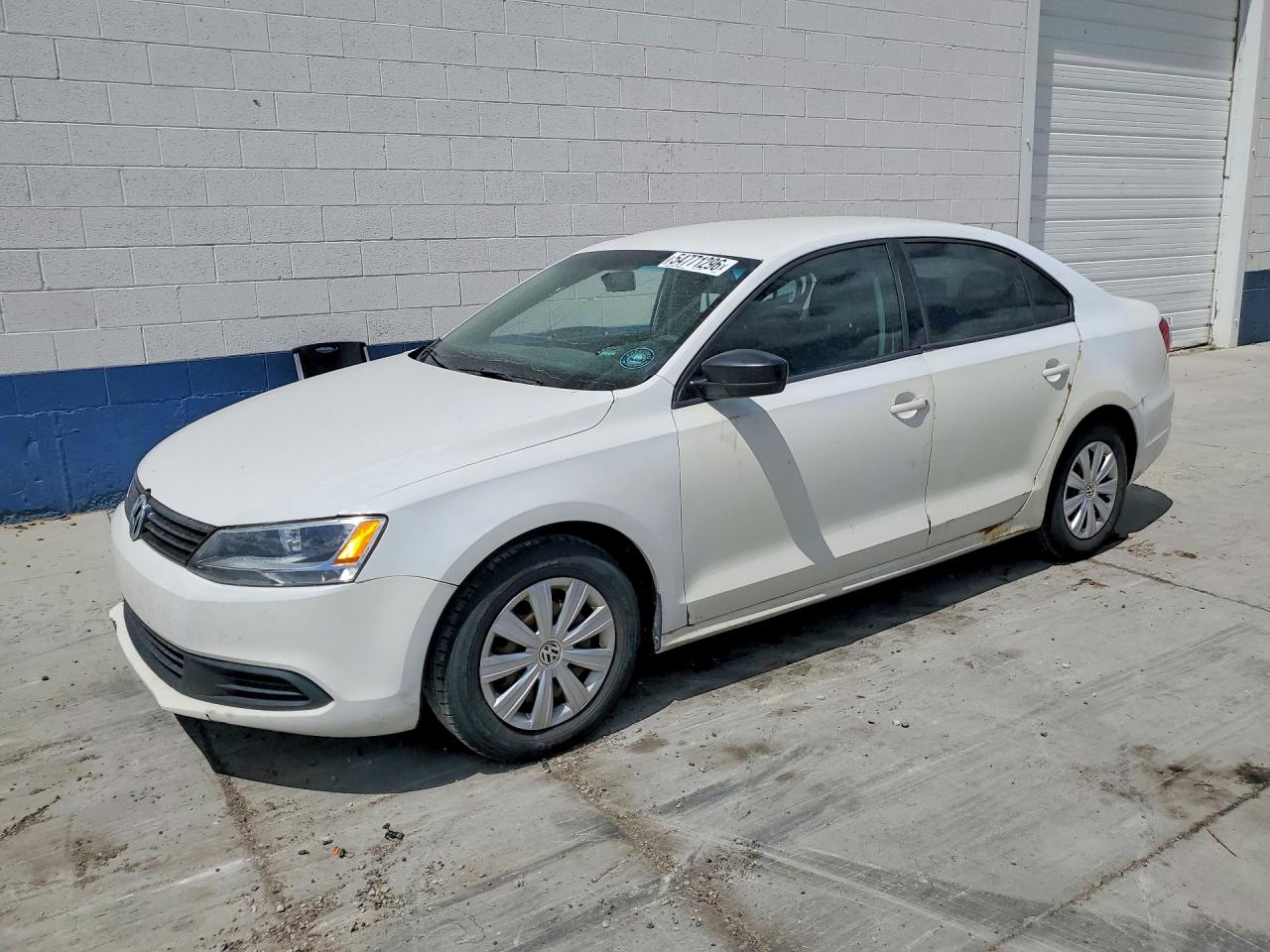 Salvage Volkswagen Jetta Image