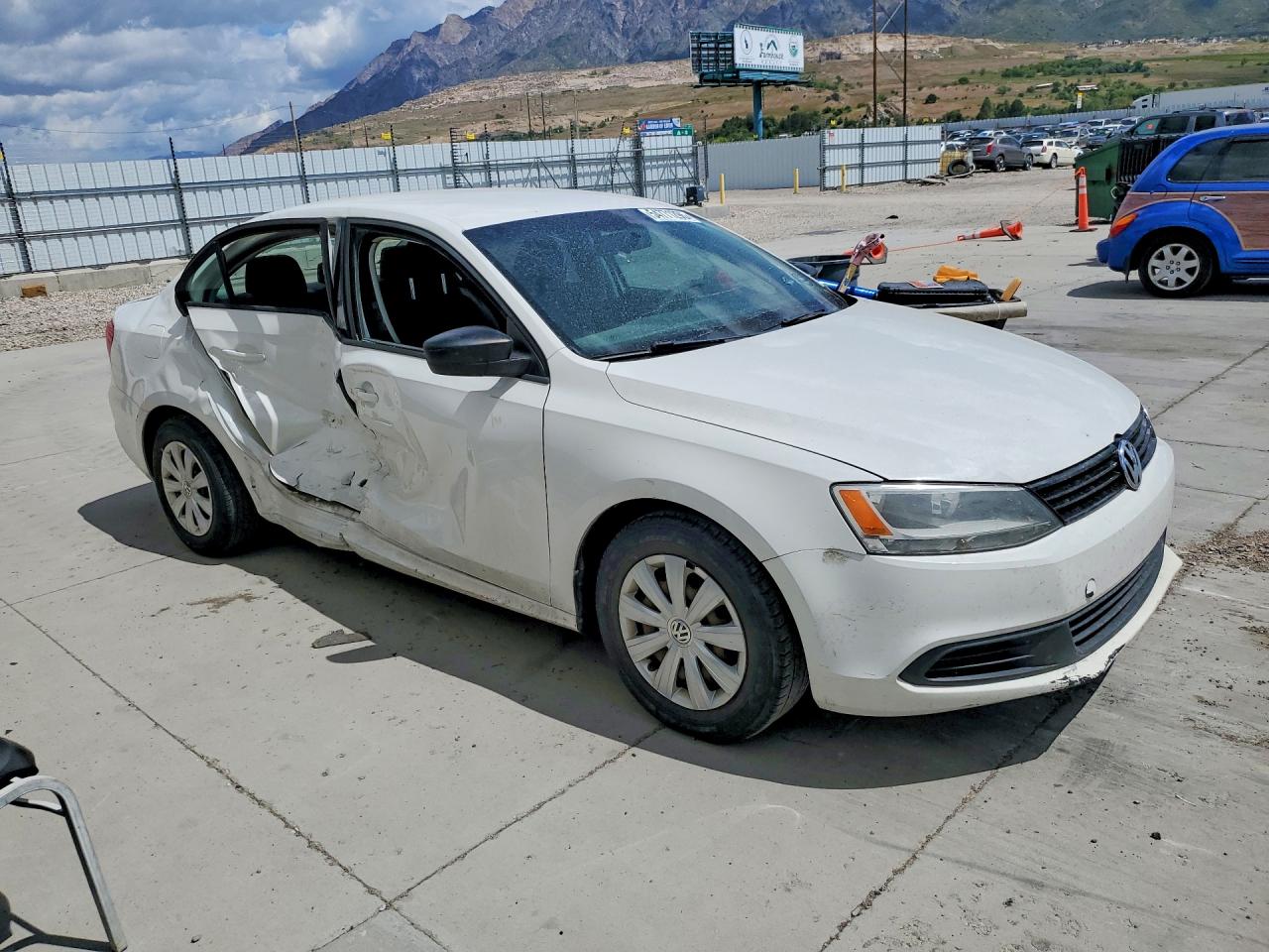 Volkswagen Jetta Base