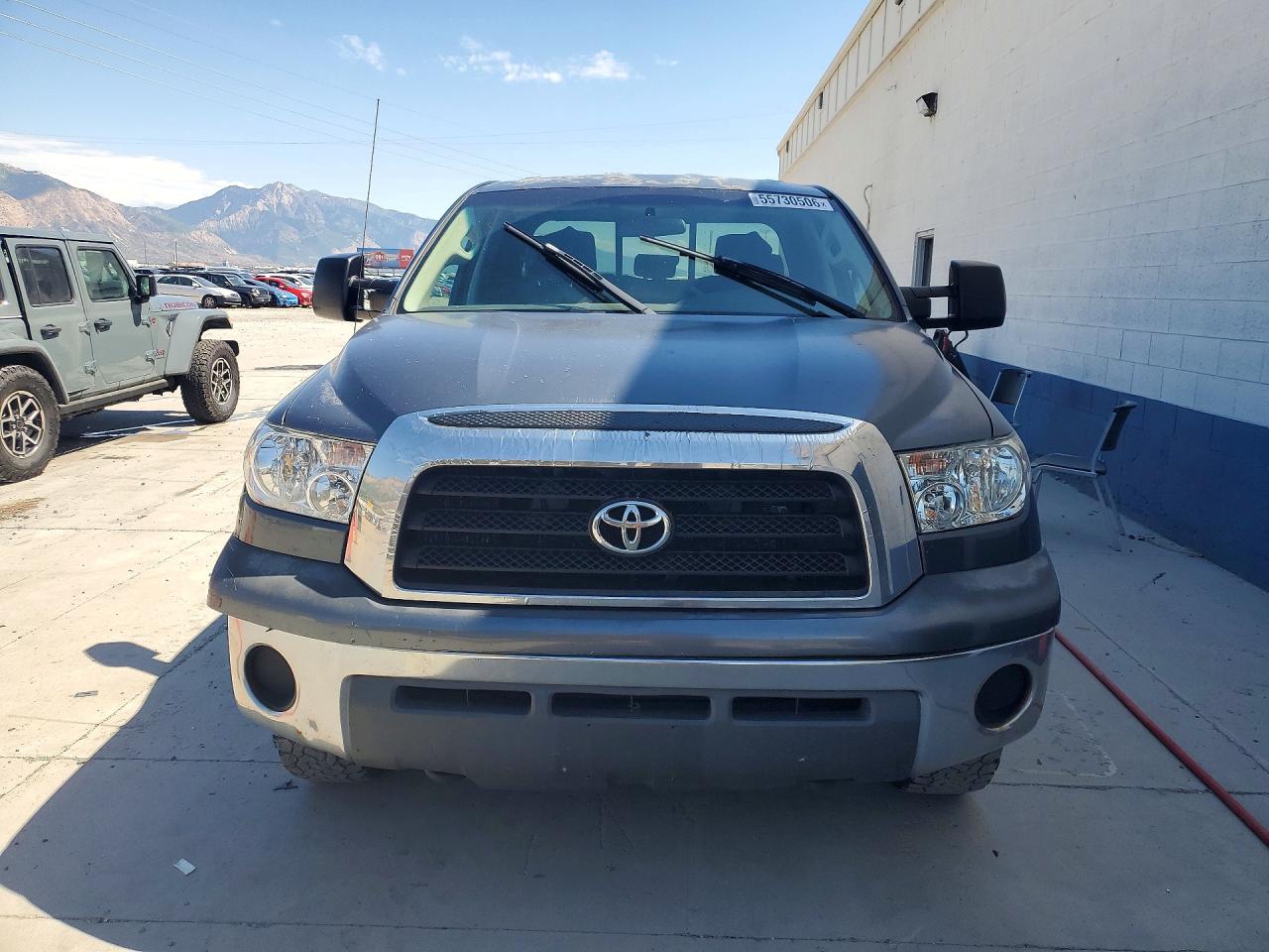 Toyota Tundra Grade