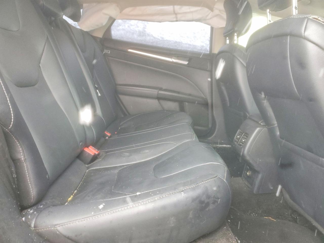 Ford Fusion Titanium/platinum