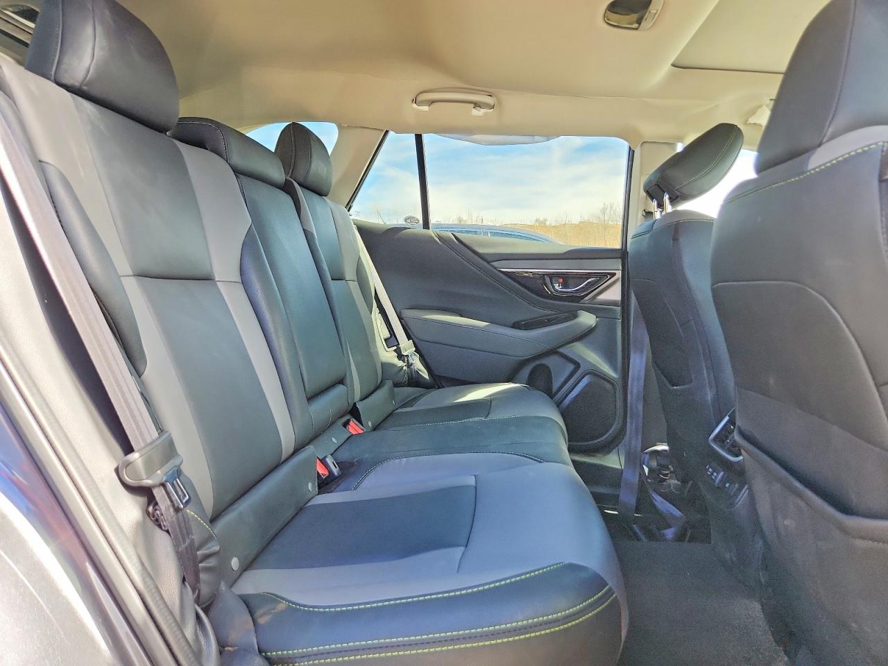 Subaru Outback Onyx Edition Xt