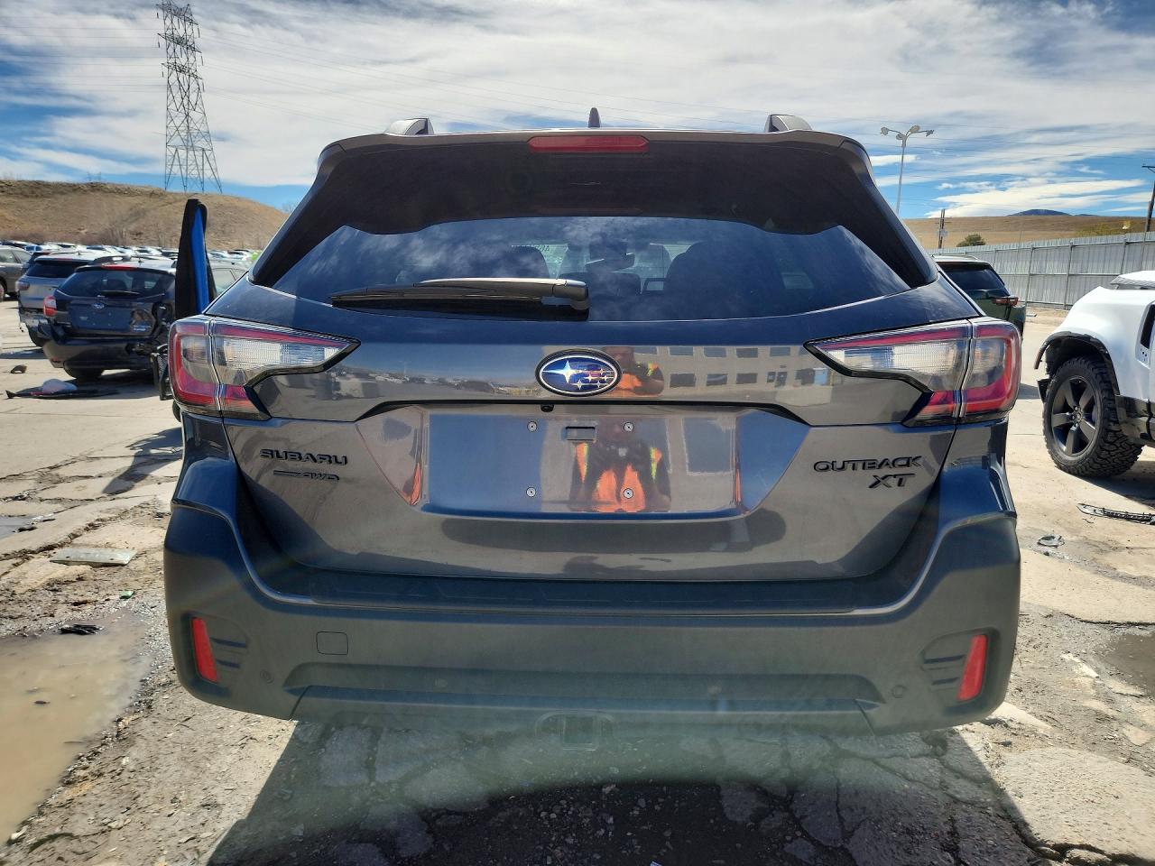 Subaru Outback Onyx Edition Xt