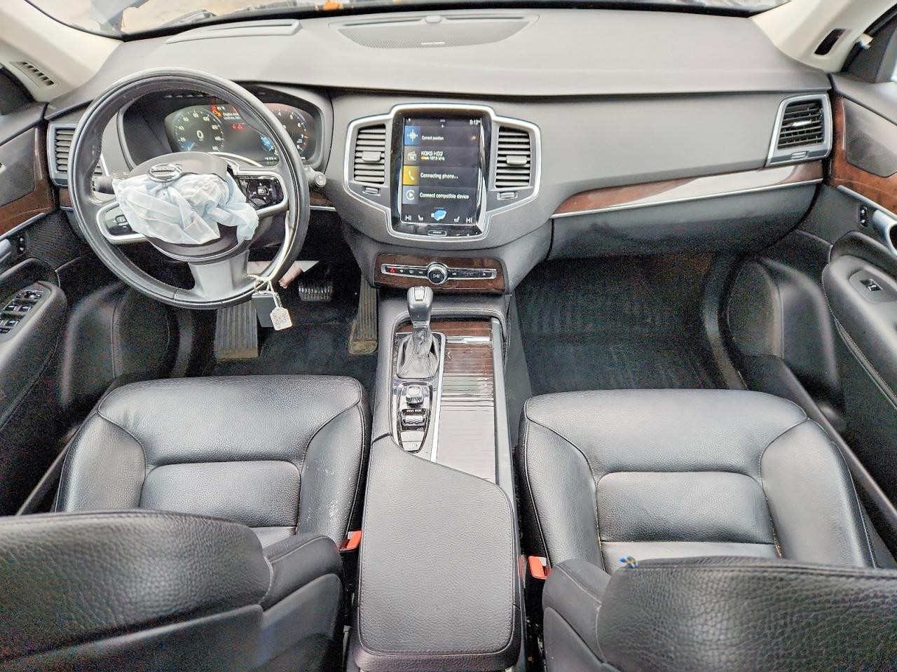 Volvo XC90 T6 Momentum