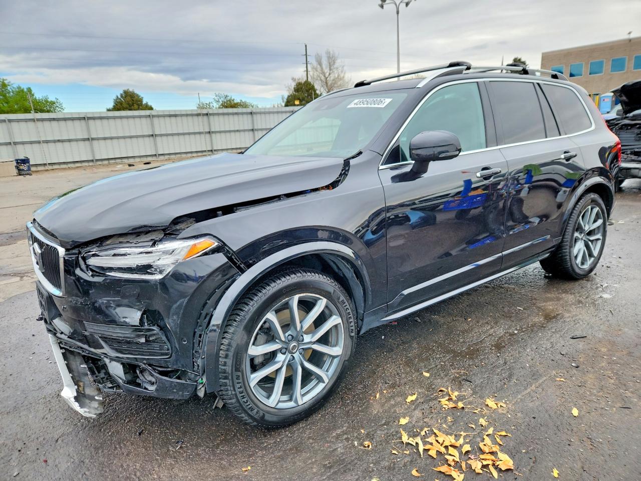 Salvage Volvo XC90 Image