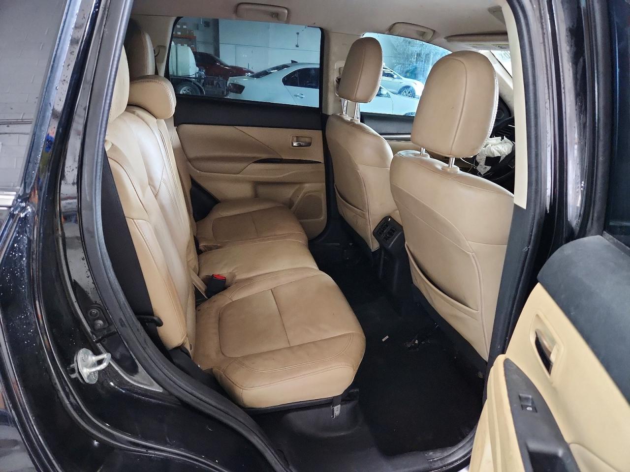 Mitsubishi Outlander Se