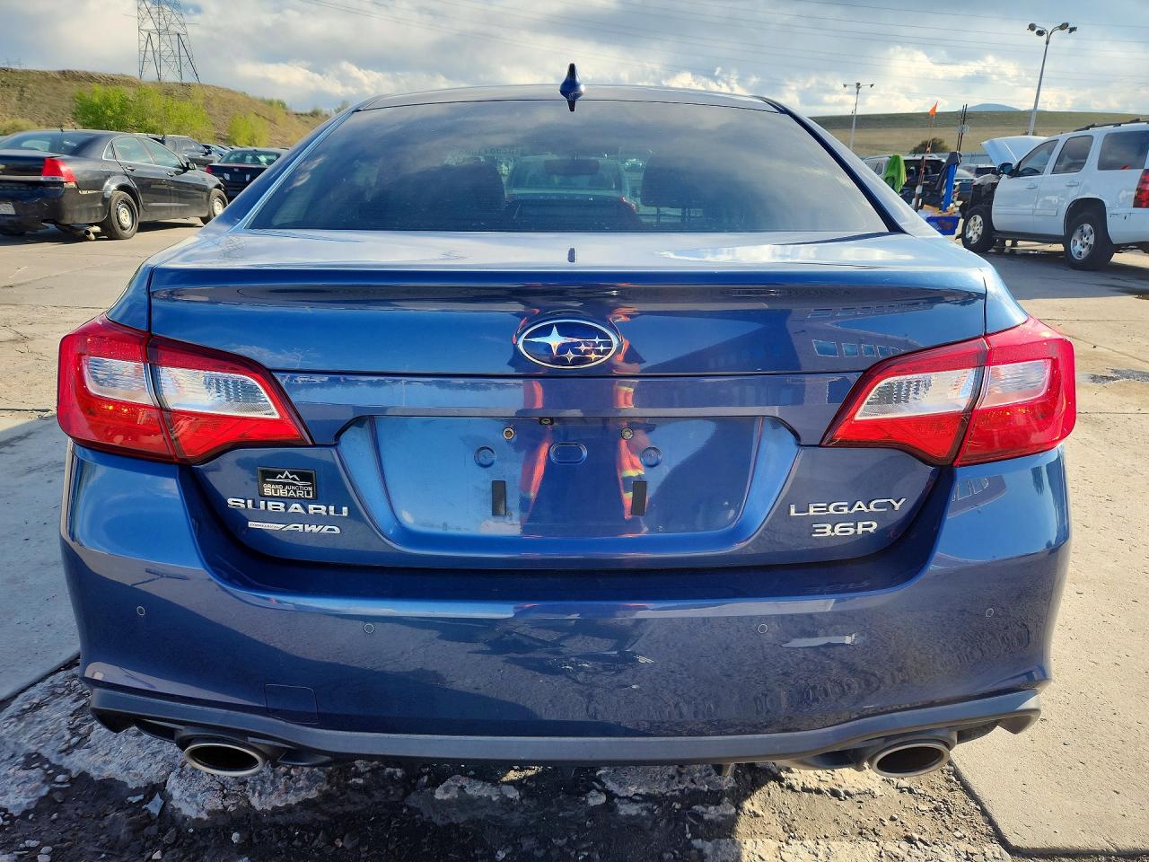 Subaru Legacy 3.6r Limited