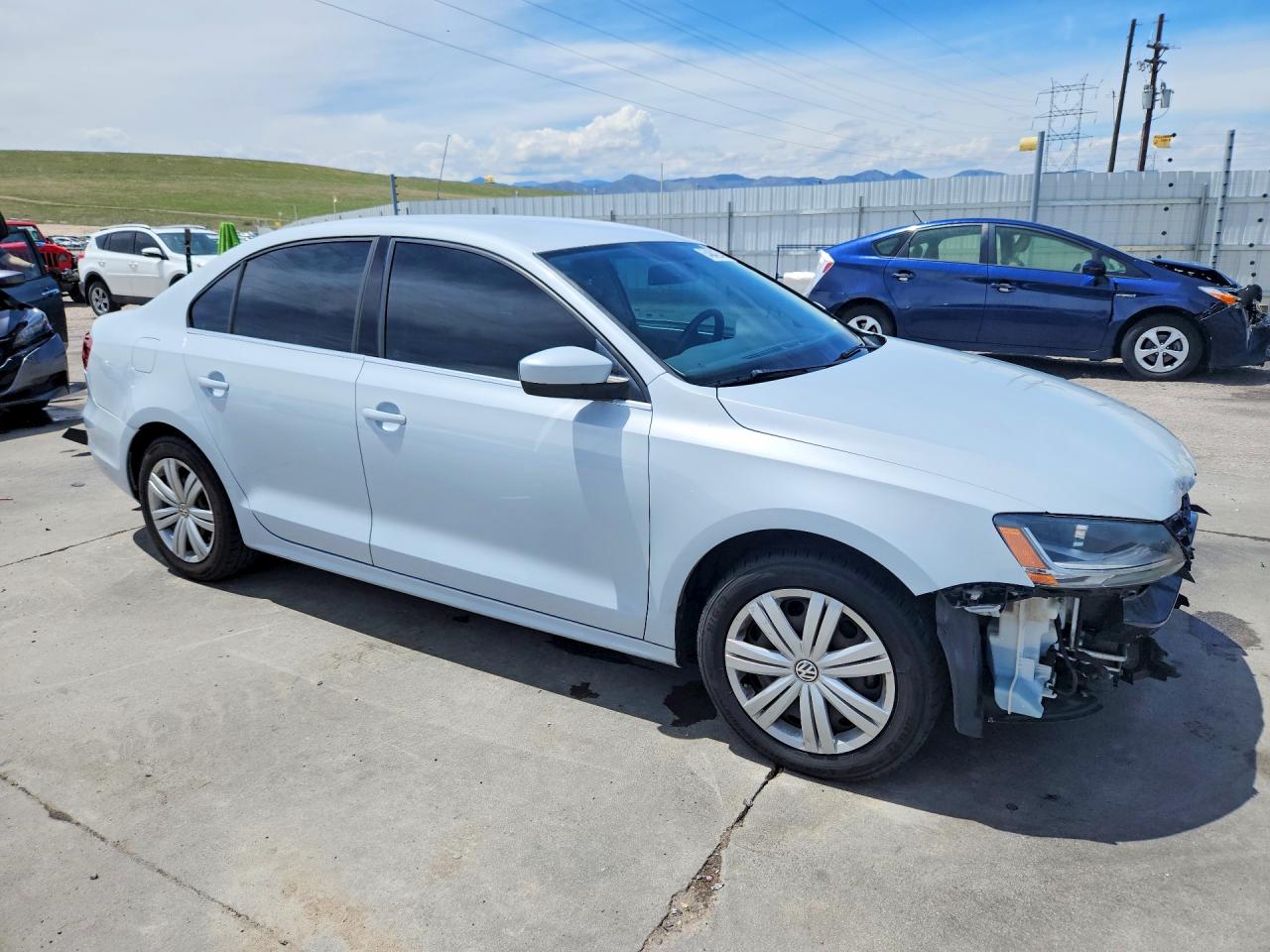 Volkswagen Jetta S