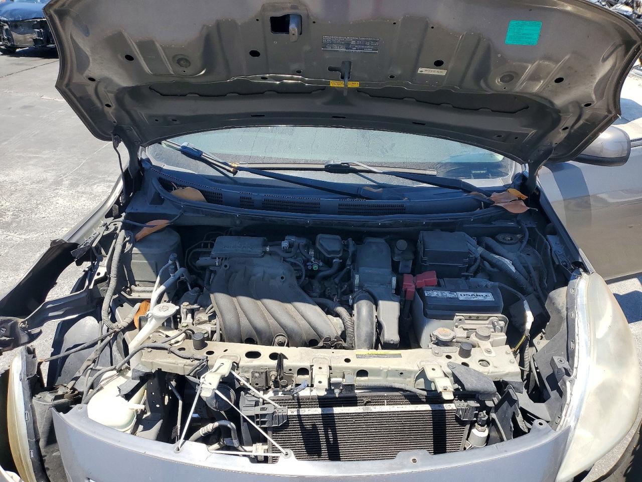 Nissan Versa 1.6 S