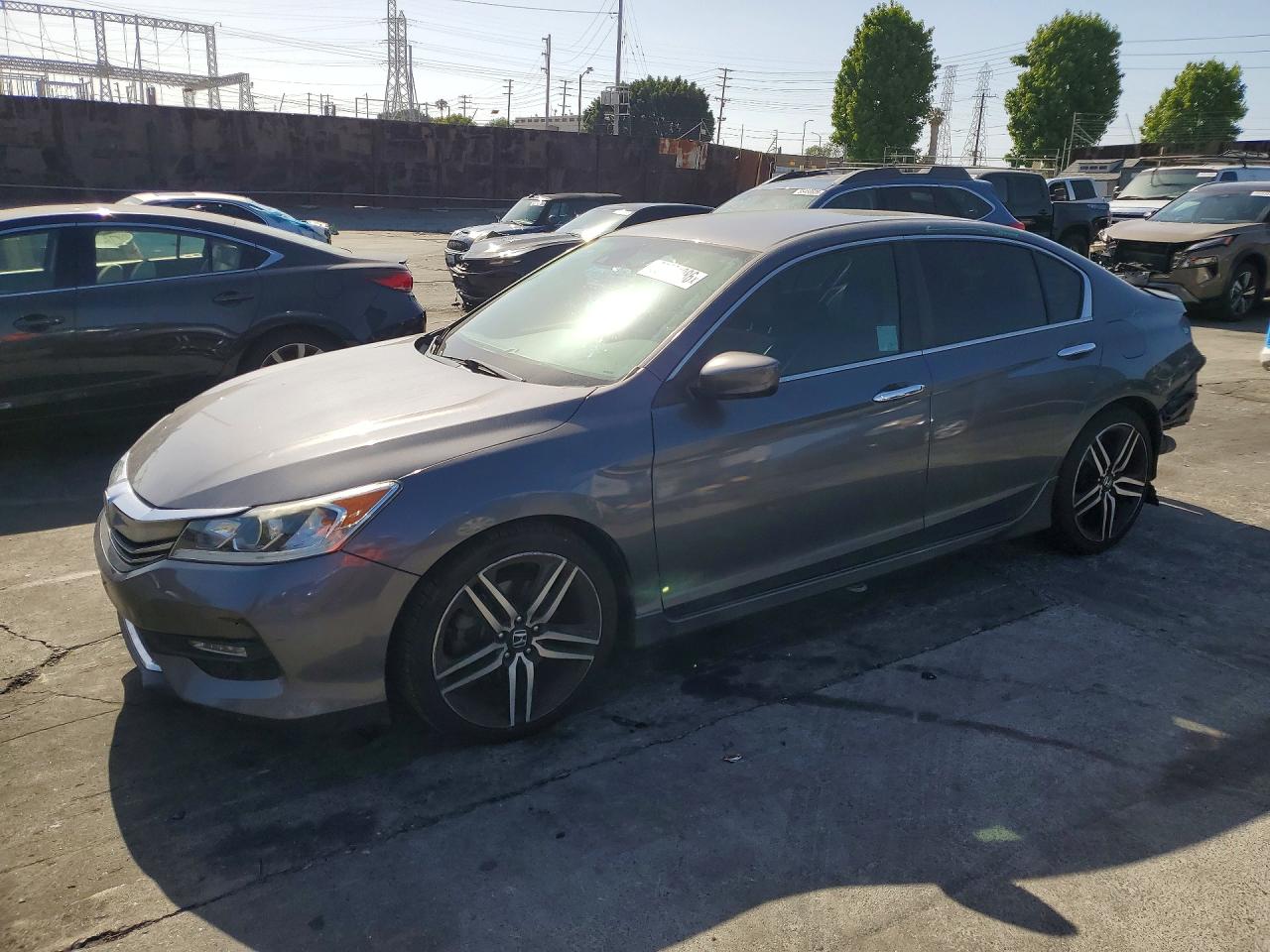 Salvage Honda Accord Image