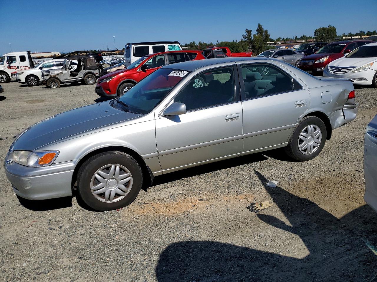 Salvage Toyota Camry Image