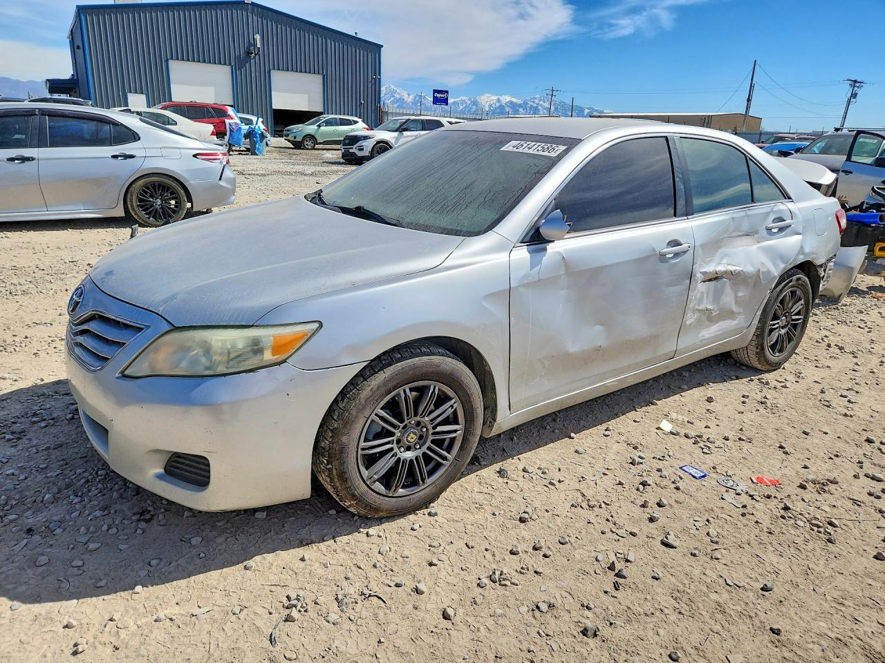 Salvage Toyota Camry Image