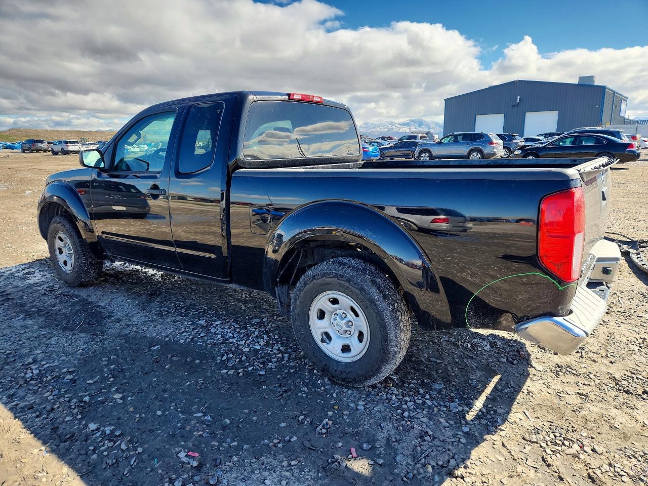 Nissan Frontier S