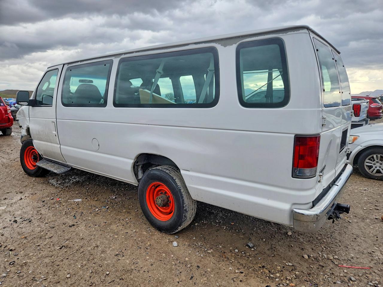 Ford Econoline E350 Super Duty Wagon