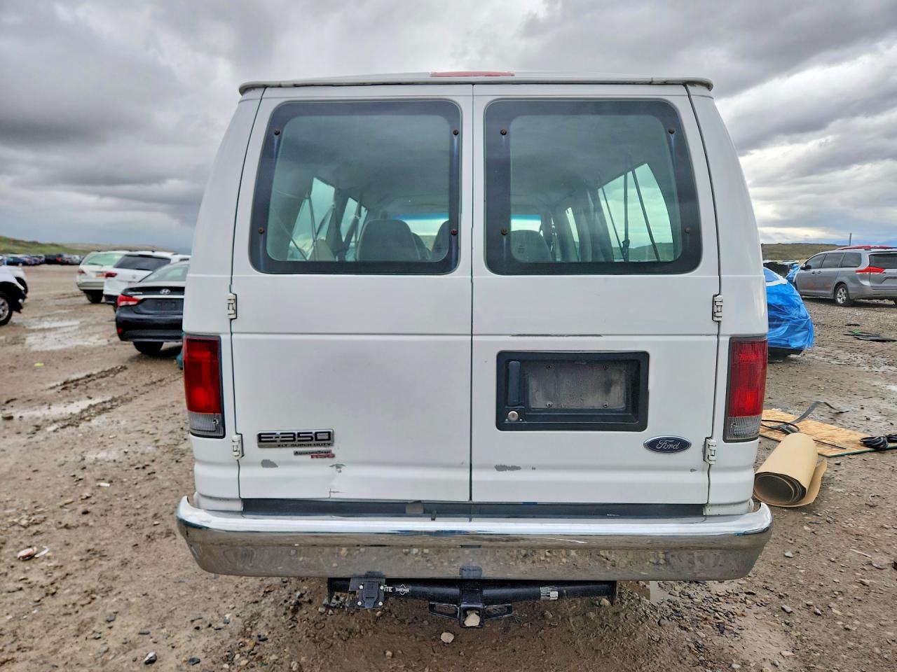 Ford Econoline E350 Super Duty Wagon